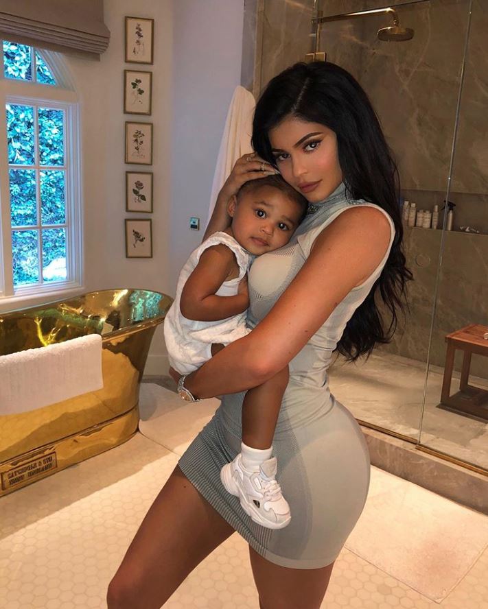 Kylie y Stormi