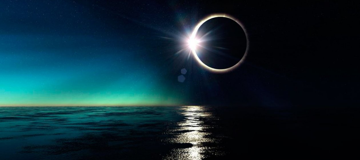 10 Tips astrológicos para atraer la abundancia en el eclipse de sol total