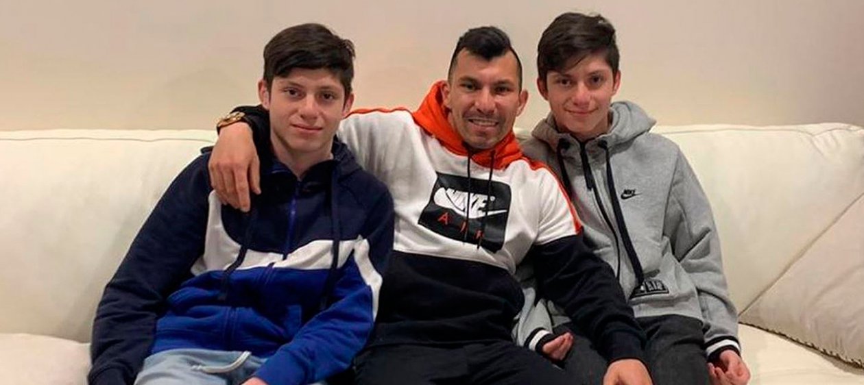 Argentinos no superan a Gary Medel ¡Ahora se metieron con sus hijos!