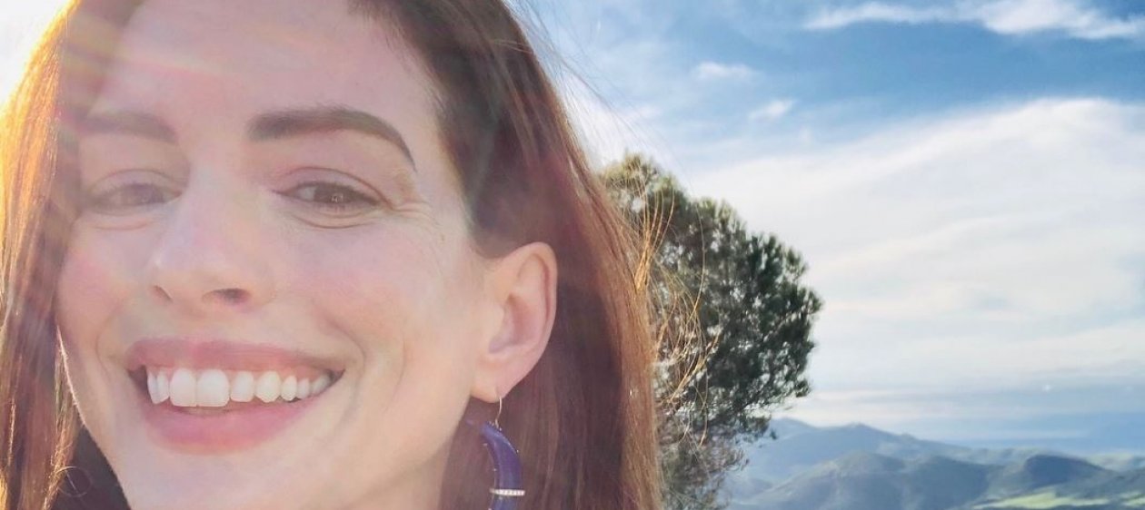 Anne Hathaway sorprende con excelente noticia en Instagram