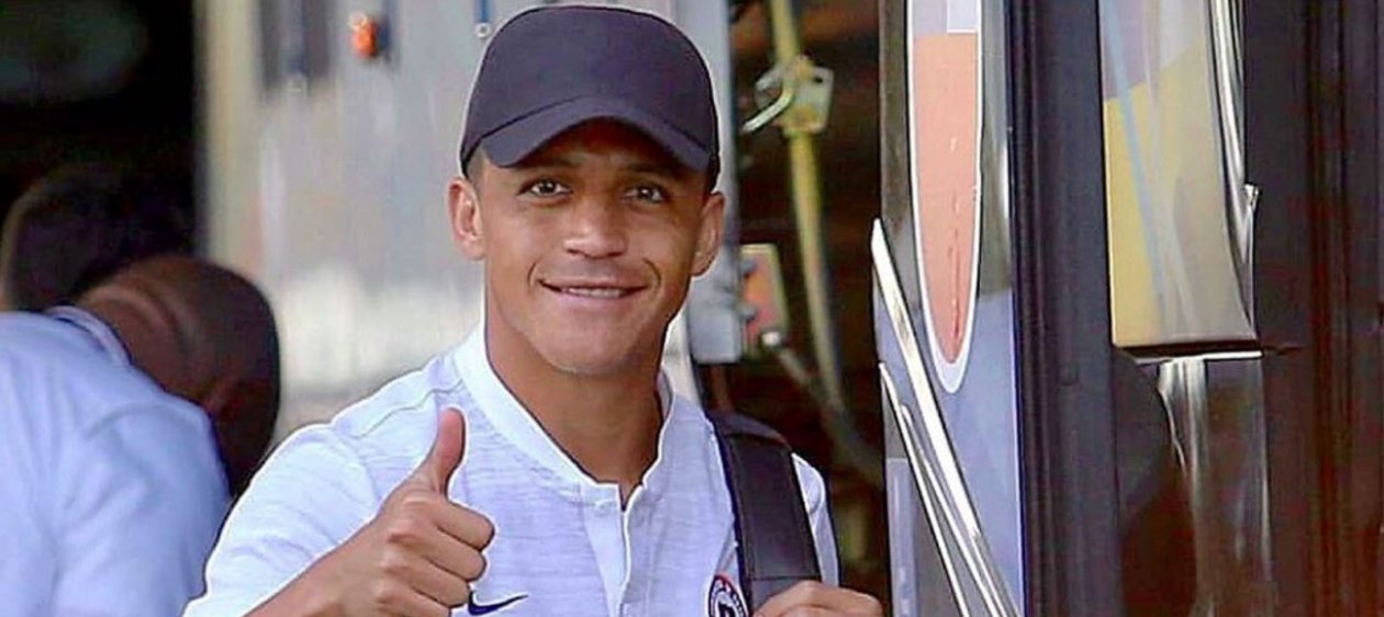 ¿Alexis Sánchez encontró el amor en una nueva rubia?