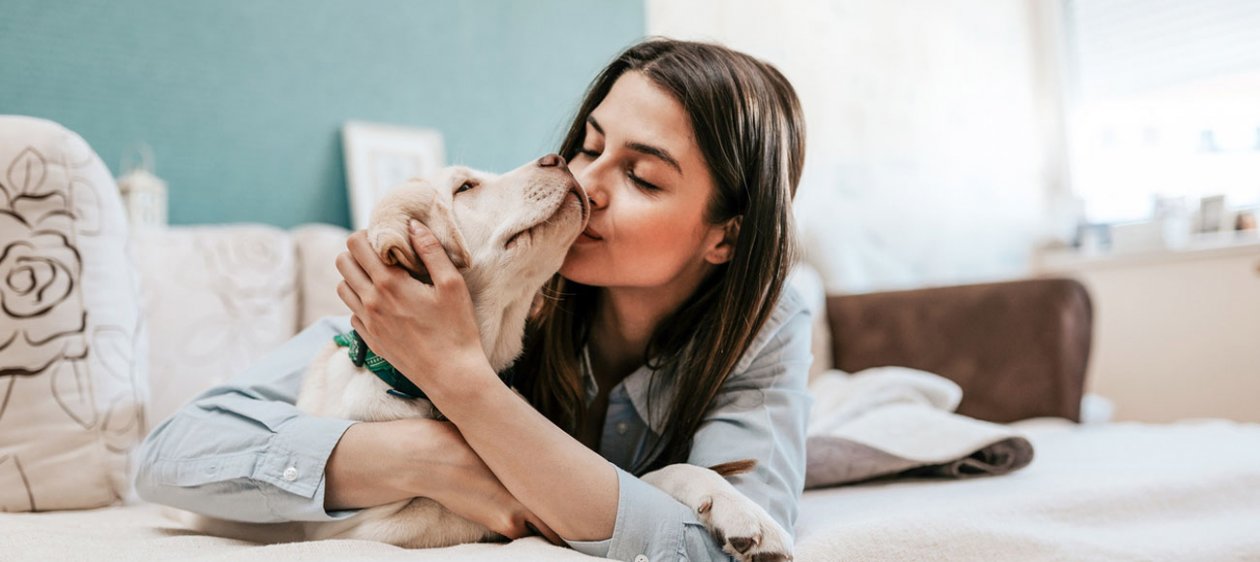 ¡La ciencia lo dice! Las mujeres que tienen perros lucen más jóvenes