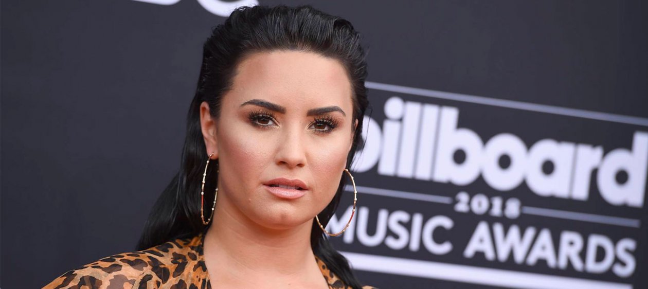 Demi Lovato luce con orgullo su celulitis