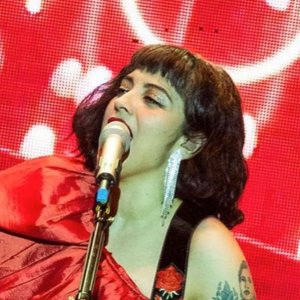 Mon Laferte responde a quien la acusa de drogadicta y alcohólica
Mon Laferte responde a quien la acusa de drogadicta y alcohólica