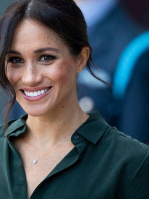 El vestido que lució Meghan Markle en boda de amiga que le presentó al príncipe Harry