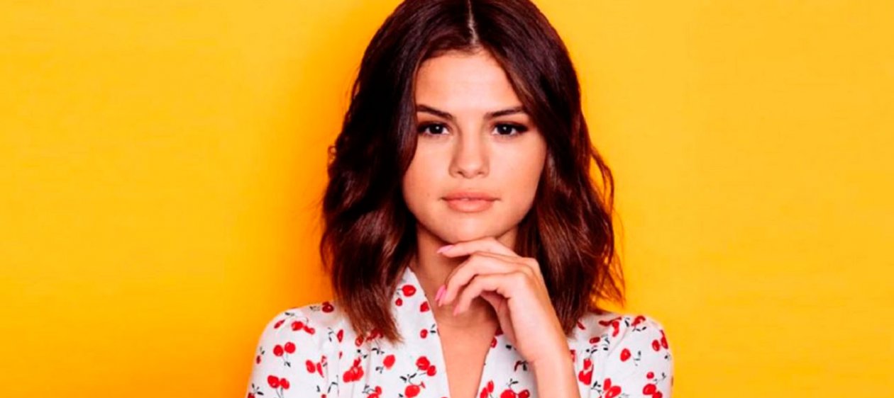 Selena Gomez confundió a sus seguidores con selfie sin maquillaje