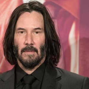 Keanu Reeves fue captado muy cariñoso con su socia
Keanu Reeves fue captado muy cariñoso con su socia