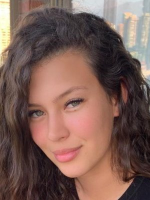 Michelle Carvalho se convirtió en la primera modelo Plus Size de Elite Model Chile