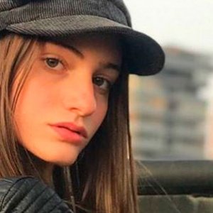 Hija de ex integrante de Morandé con Compañía inicia su carrera como modelo
Hija de ex integrante de Morandé con Compañía inicia su carrera como modelo