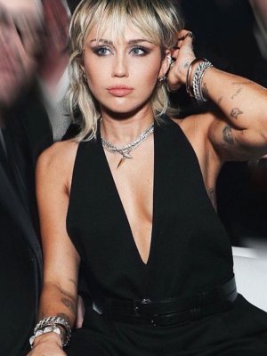 Miley Cyrus se transformó en modelo durante la Semana de la Moda de NY