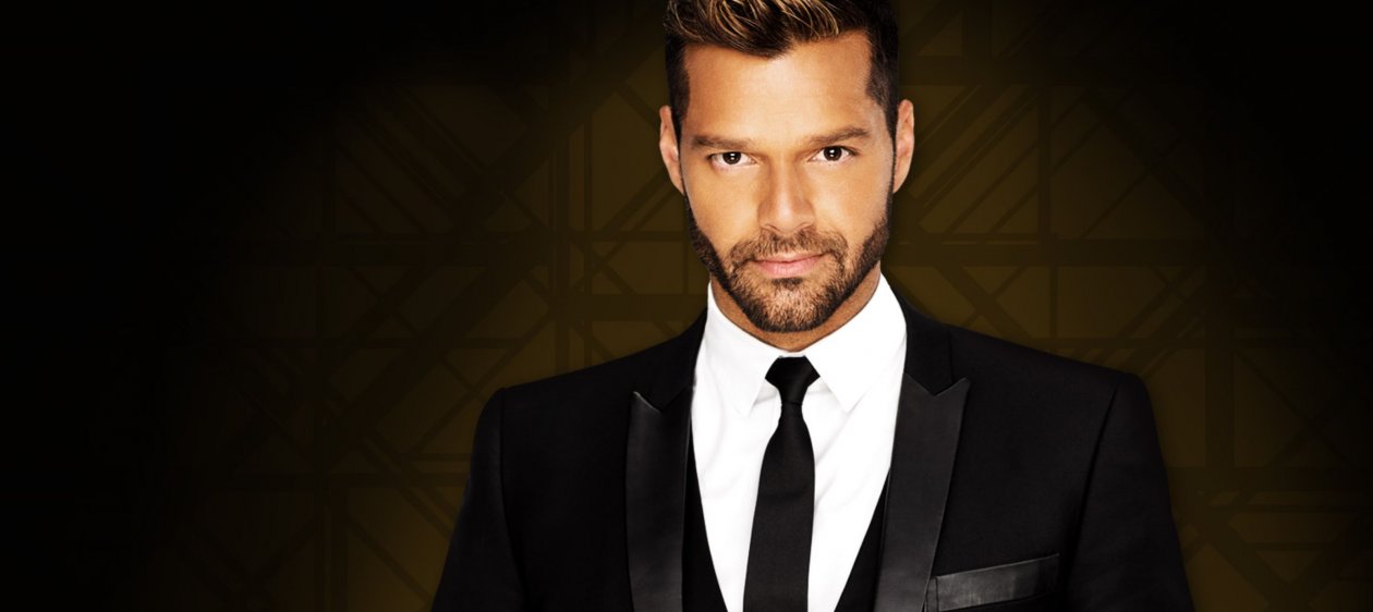 Ricky Martin se cambió de look en cuarentena ¡ahora tiene el pelo rosado!