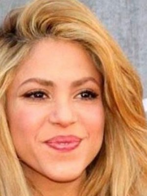 ¡Seca! Shakira mostró su talento para manejar el skate