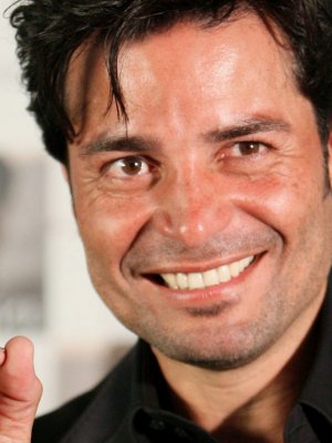 Celebra los 55 años de Chayanne con 7 de sus imperdibles éxitos