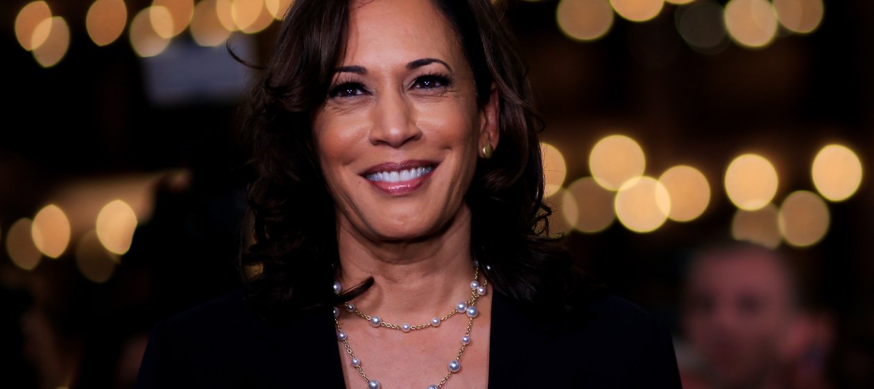 Vogue se llena de críticas por portada de Kamala Harris, la futura vicepresidenta de Estados Unidos