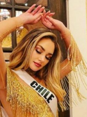 Daniela Nicolás se lució en Miss Universo con hermoso traje inspirado en la Pincoya