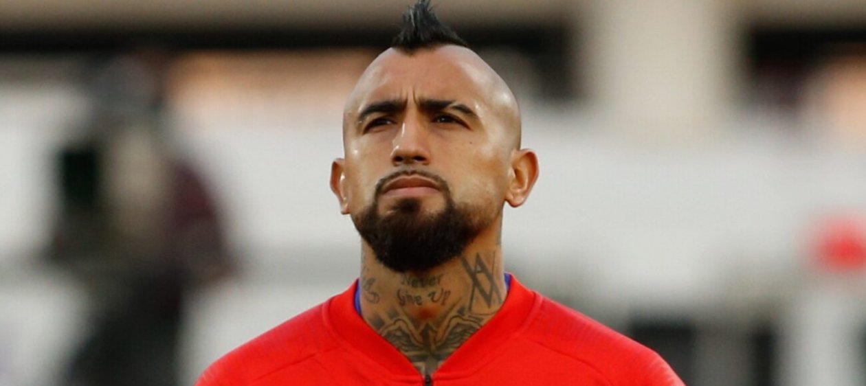 ¡Más pruebas! Filtran fotos y conversaciones de Arturo Vidal sobre supuesto encuentro con modelo chilena