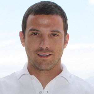 Julián Elfenbein celebró el cumpleaños número 13 de su hija con foto del recuerdo
Julián Elfenbein celebró el cumpleaños número 13 de su hija con foto del recuerdo