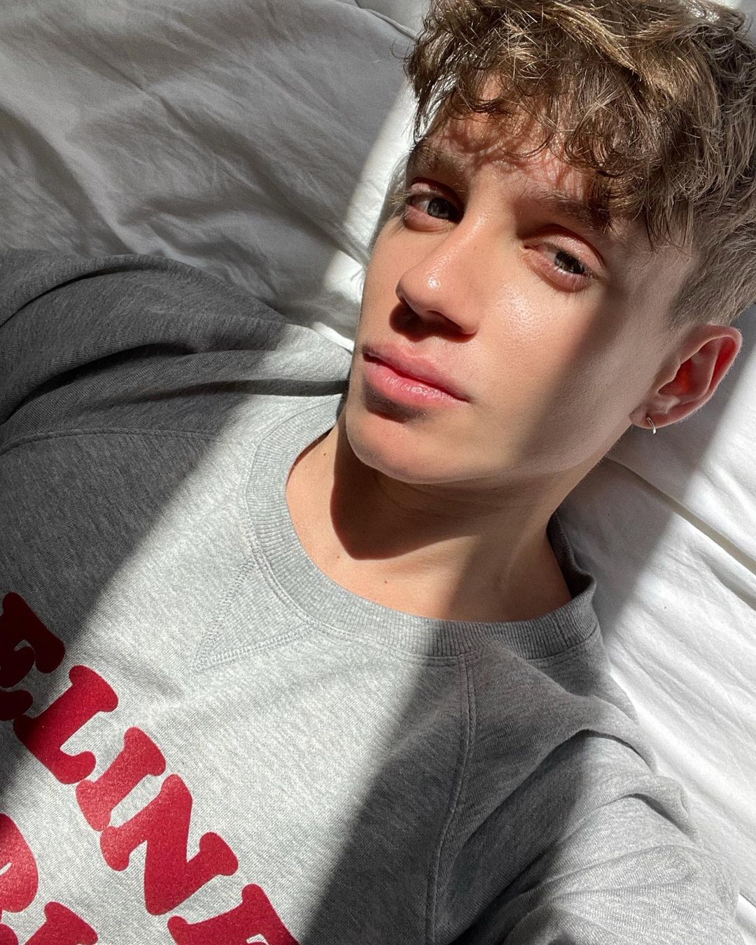 Manu rios novio