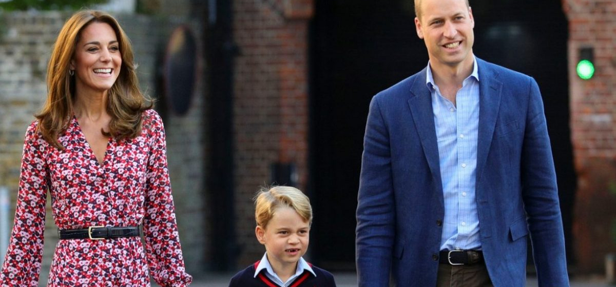 Duques de Cambridge celebran cumpleaños de príncipe George con nueva postal