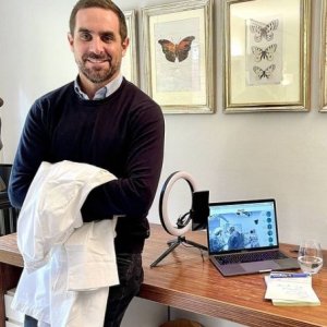 Dan a conocer el nombre de la mujer con que el Dr. Cristián Arriagada tuvo un romance
Dan a conocer el nombre de la mujer con que el Dr. Cristián Arriagada tuvo un romance