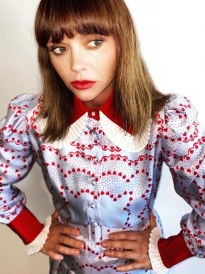 Christina Ricci confirmó su embarazo tras complicado divorcio