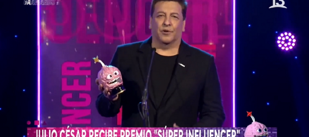 Julio César Rodríguez se emocionó tras ganar un premio en los Giga Awards