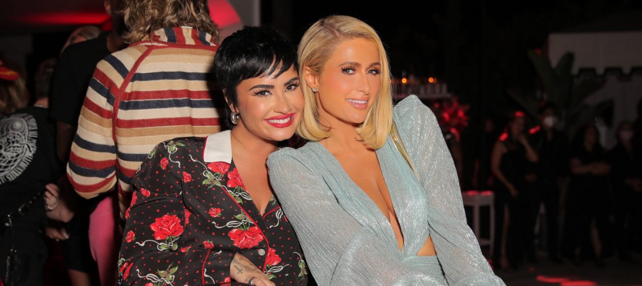 Paris Hilton y Demi Lovato salen juntas en busca de su disfraz para Halloween