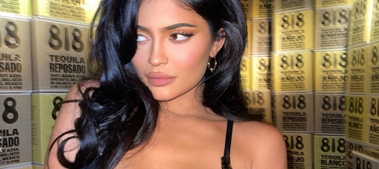 Kylie Jenner comparte nueva fotografía de su avanzado embarazo