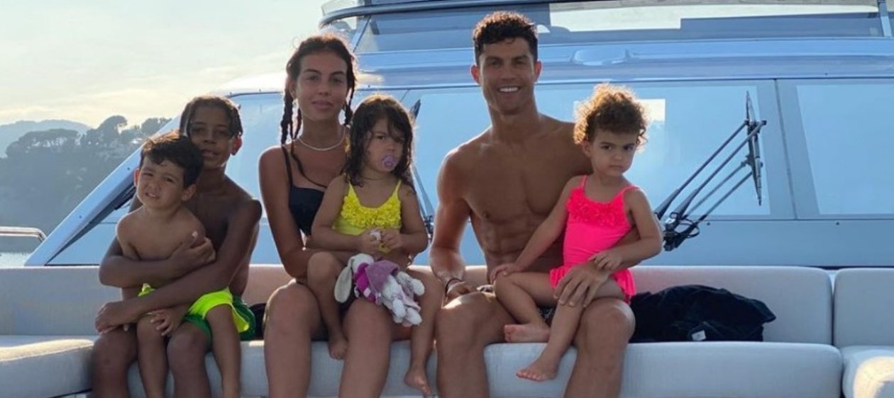 Cristiano Ronaldo anuncia que nuevamente espera gemelos