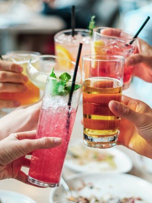 Tres recetas de coctelería para lucirte en estas fiestas de fin de año