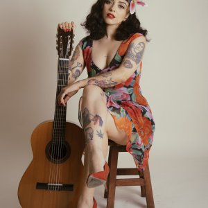 Mon Laferte le dedicó sentido mensaje a su ex pareja que acaba de fallecer
Mon Laferte le dedicó sentido mensaje a su ex pareja que acaba de fallecer