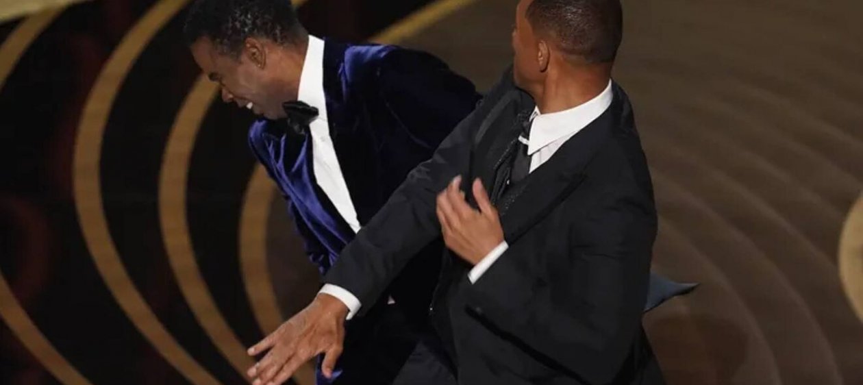 ¿Actuación o realidad? Will Smith golpea a Chris Rock tras desubicada broma sobre su esposa