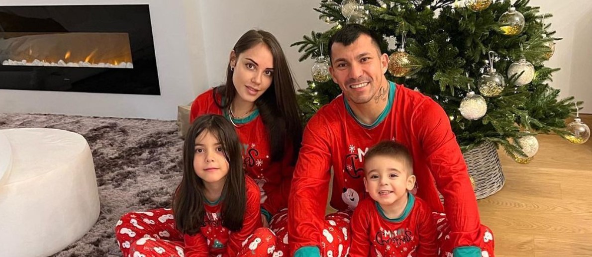 El príncipe y el herido: La última foto de Gary Medel con su hijo