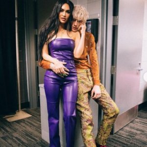 Megan Fox reveló que tuvo sexo sin quitarse el outfit de los Billboards
Megan Fox reveló que tuvo sexo sin quitarse el outfit de los Billboards
