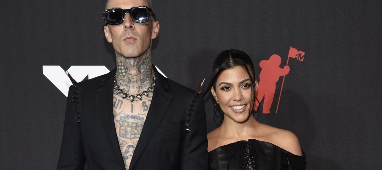 Kourtney Kardashian y Travis Barker llegan a Italia para celebrar su tercera boda