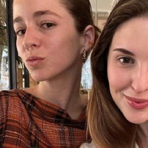 ¿Se casa Mariana Di Girolamo? Belén Soto levanta especulaciones con foto de su reencuentro
¿Se casa Mariana Di Girolamo? Belén Soto levanta especulaciones con foto de su reencuentro