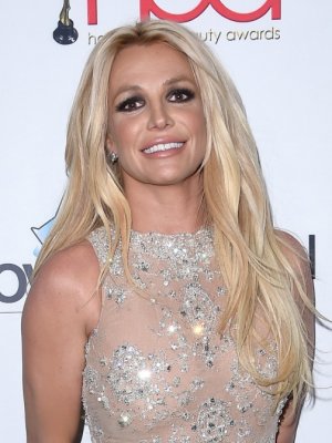 La batalla legal continúa: Padre de Britney Spears la demanda por difamación