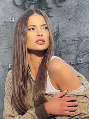 ¡Guapa! Julia Fernández estrena radical cambio de look