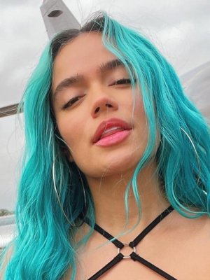 ¡Adiós azul! Karol G se despide de su icónico color de pelo