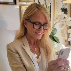 Cecilia Bolocco compartió romántica publicación en su regreso a Instagram
Cecilia Bolocco compartió romántica publicación en su regreso a Instagram
