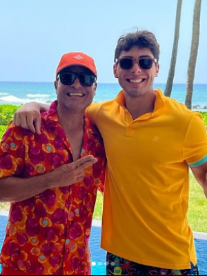 Hijo de Chayanne debuta como modelo ¿Qué tal?