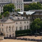 La despedida de Isabel II: ciudadanos hacen fila de 5 kilómetros para despedir a la reina