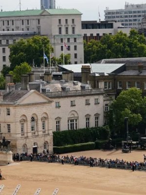 La despedida de Isabel II: ciudadanos hacen fila de 5 kilómetros para despedir a la reina