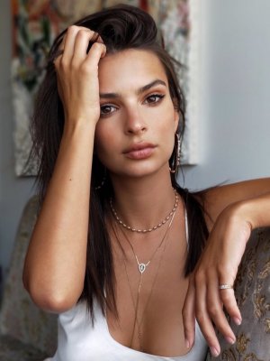 ¿Emily Ratajkowski declaró su bisexualidad en TikTok?