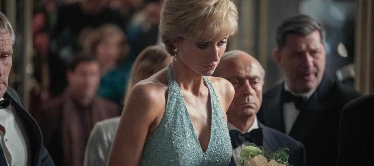 Elizabeth Debicki luce igual a Diana de Gales en la última temporada de