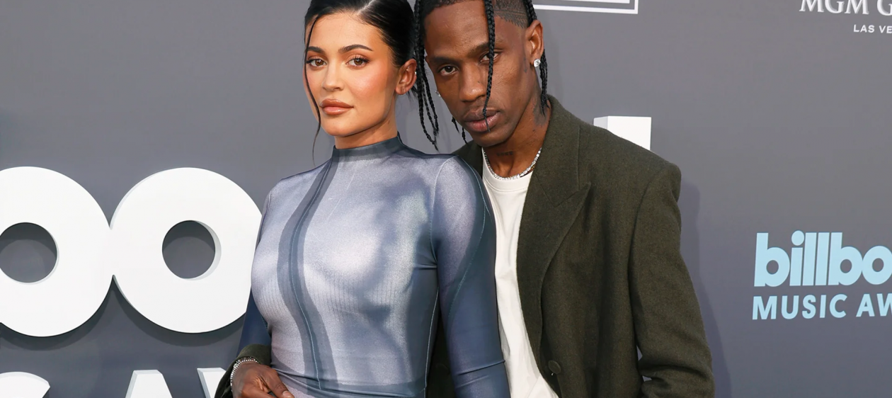 Kylie Jenner y Travis Scott venden su casa en Beverly Hills en 22 millones de dólares