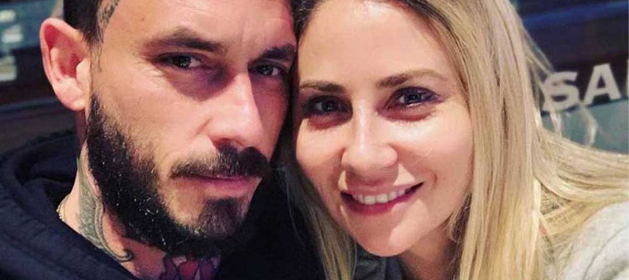 Gissella Gallardo y Mauricio Pinilla nuevamente disfrutaron de una tarde de piscina