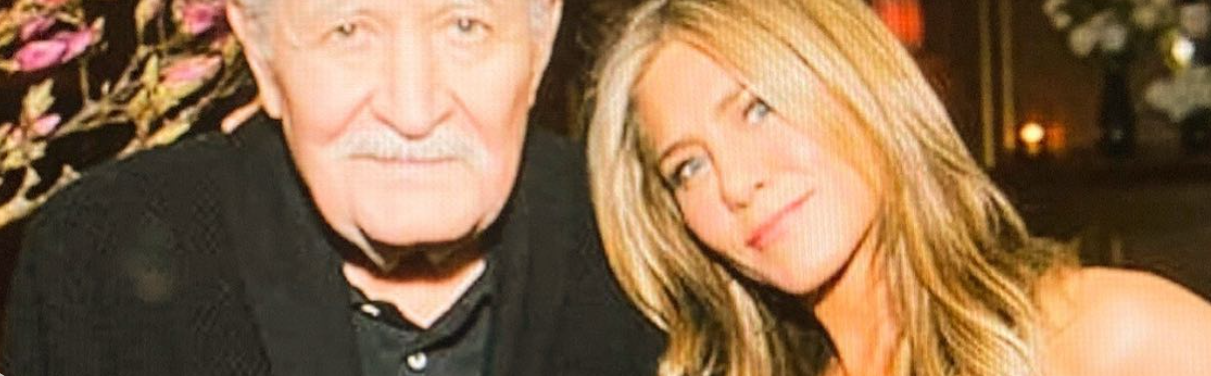 Jennifer Aniston se despidió de su padre: