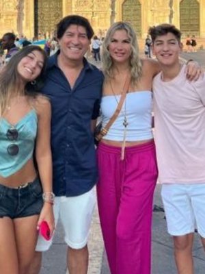 ¡Se fue con todos! El viaje de Iván Zamorano y su familia a Qatar