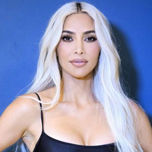 
Kim Kardashian opina sobre el uso de niños con elementos BDSM para publicidad de moda
